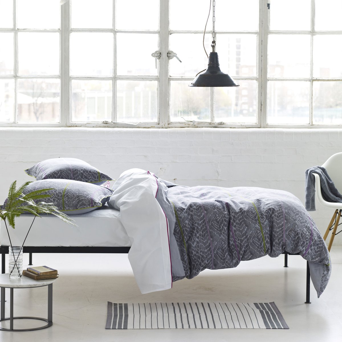 Taie d'oreiller imprimée en percale de coton, BANDELA gris cendre, DESIGNERS GUILD