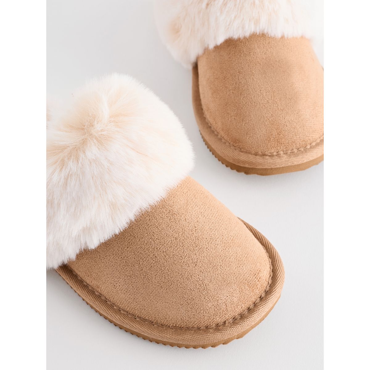 Chaussons mules marron fauve, NEXT