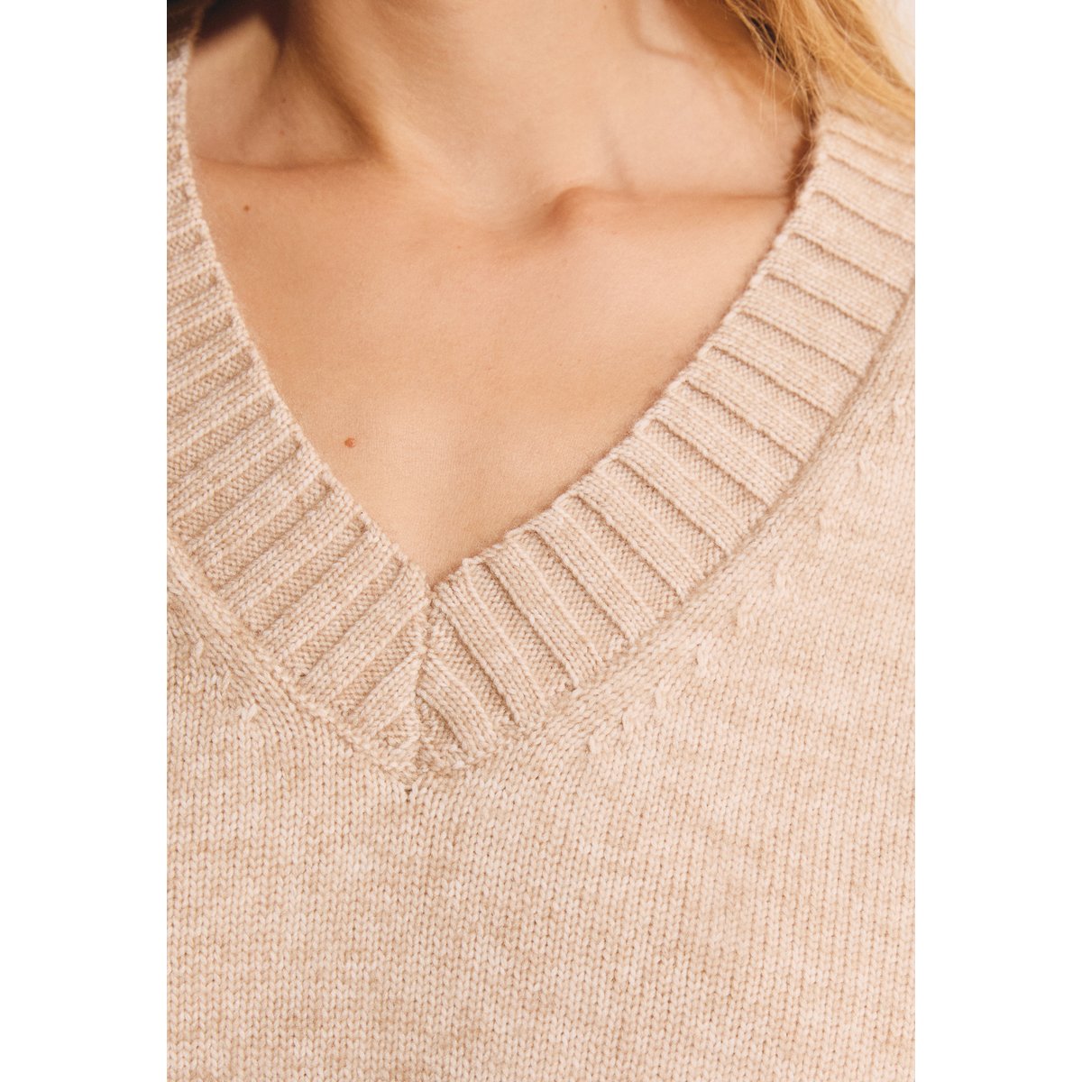 Pull manches longues à col V SEB PULL beige, ETAM