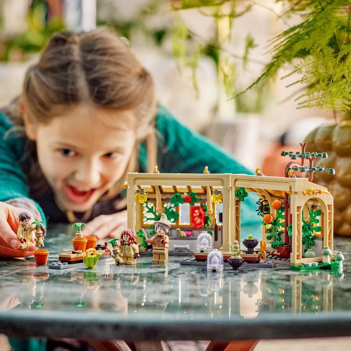 LEGO Harry Potter : Cours de Botanique au Château de Poudlard - 76445 multicolore, LEGO