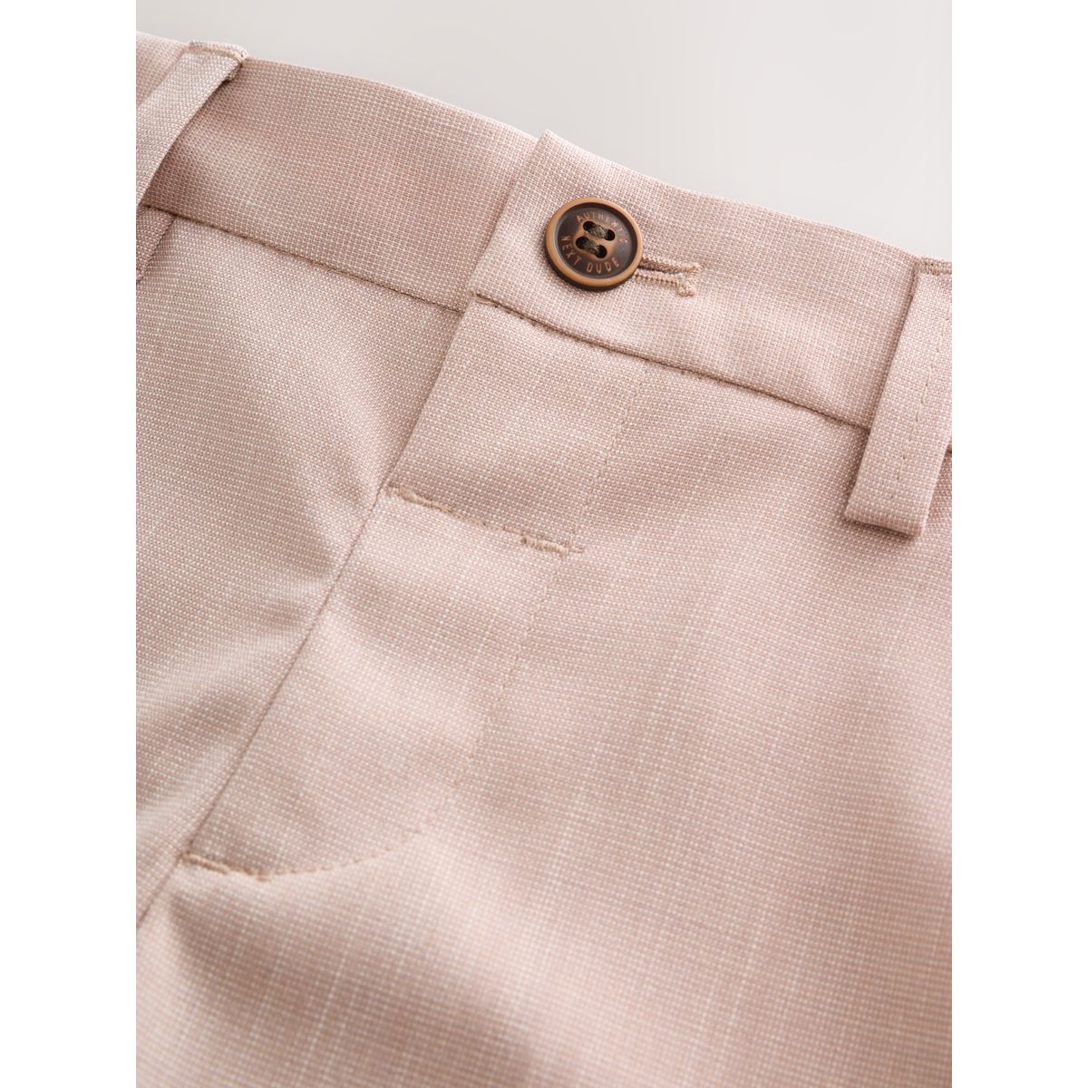 Blazer, chemise, pantalon et nœud papillon rose, NEXT