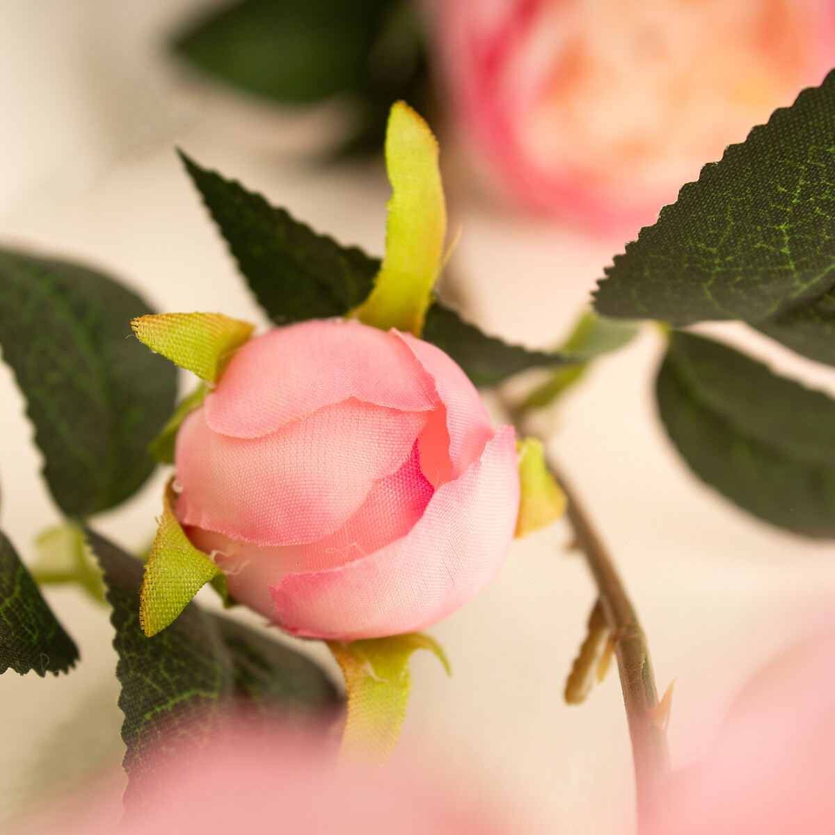 180cm Artificial Camellia Rose Garland pink, SO'HOME