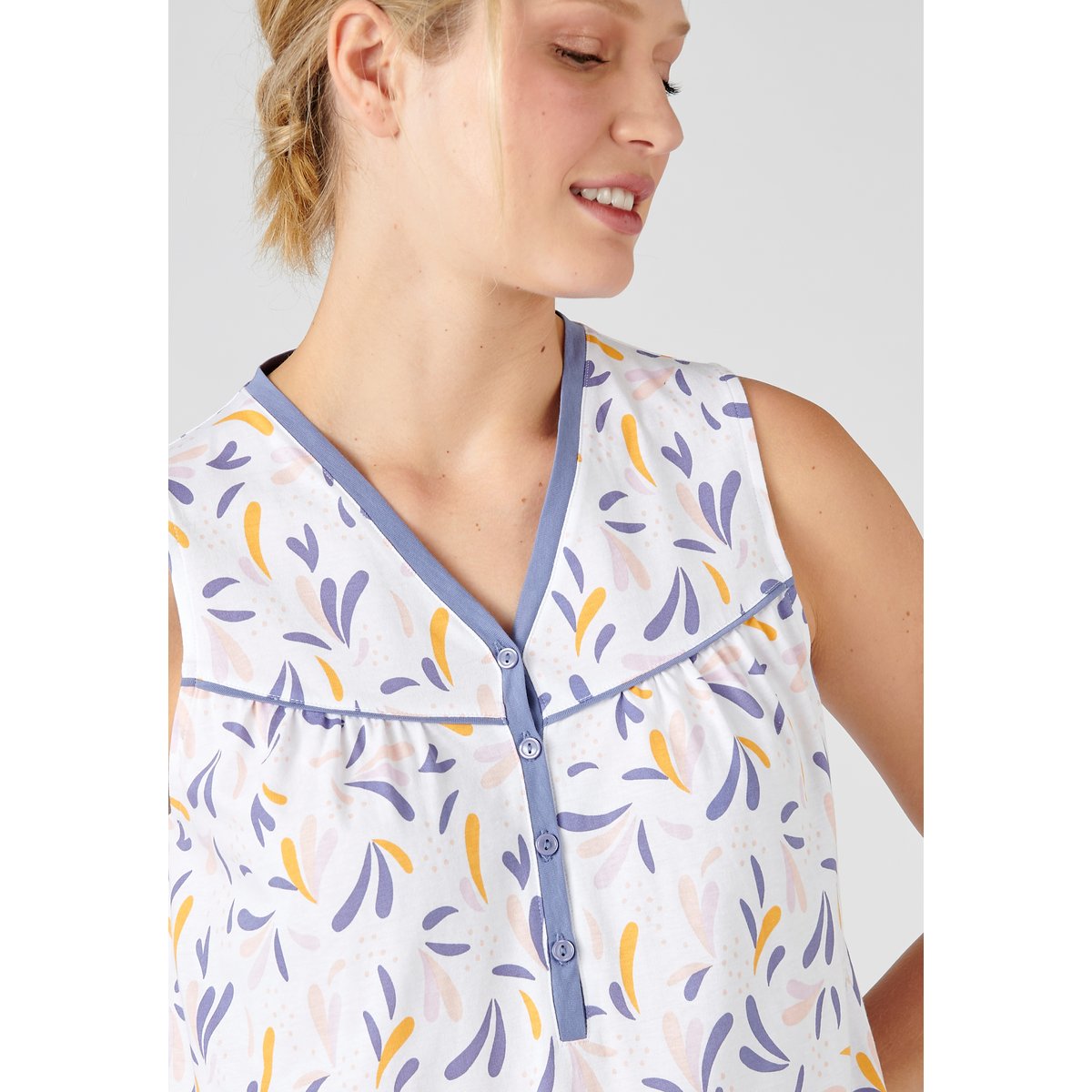Chemise de nuit sans manches bleu pétale, DAMART