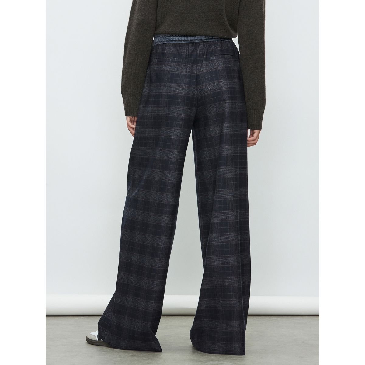 Pantalon large avec taille en satin bleu marine à carreaux, NEXT
