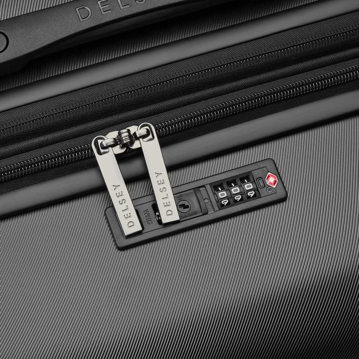 Valise XL AIR ARMOUR noir, DELSEY PARIS