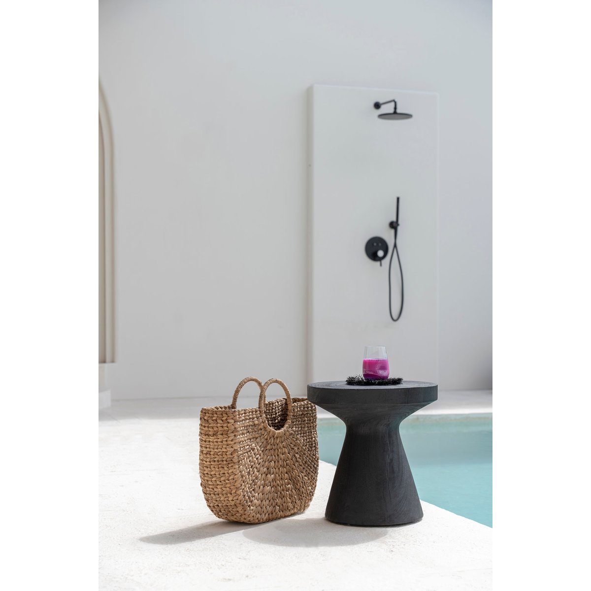 Table d’appoint en suar GRAVITY noir, BAZAR BIZAR