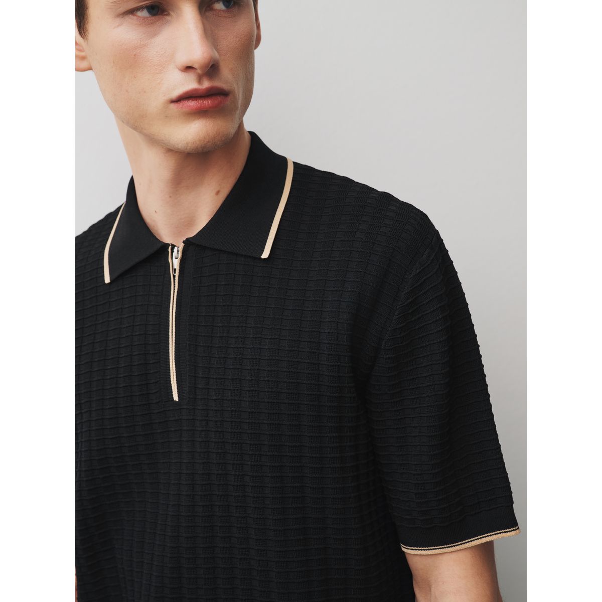 Polo à col zippé en maille gaufrée n. premium noir, NEXT