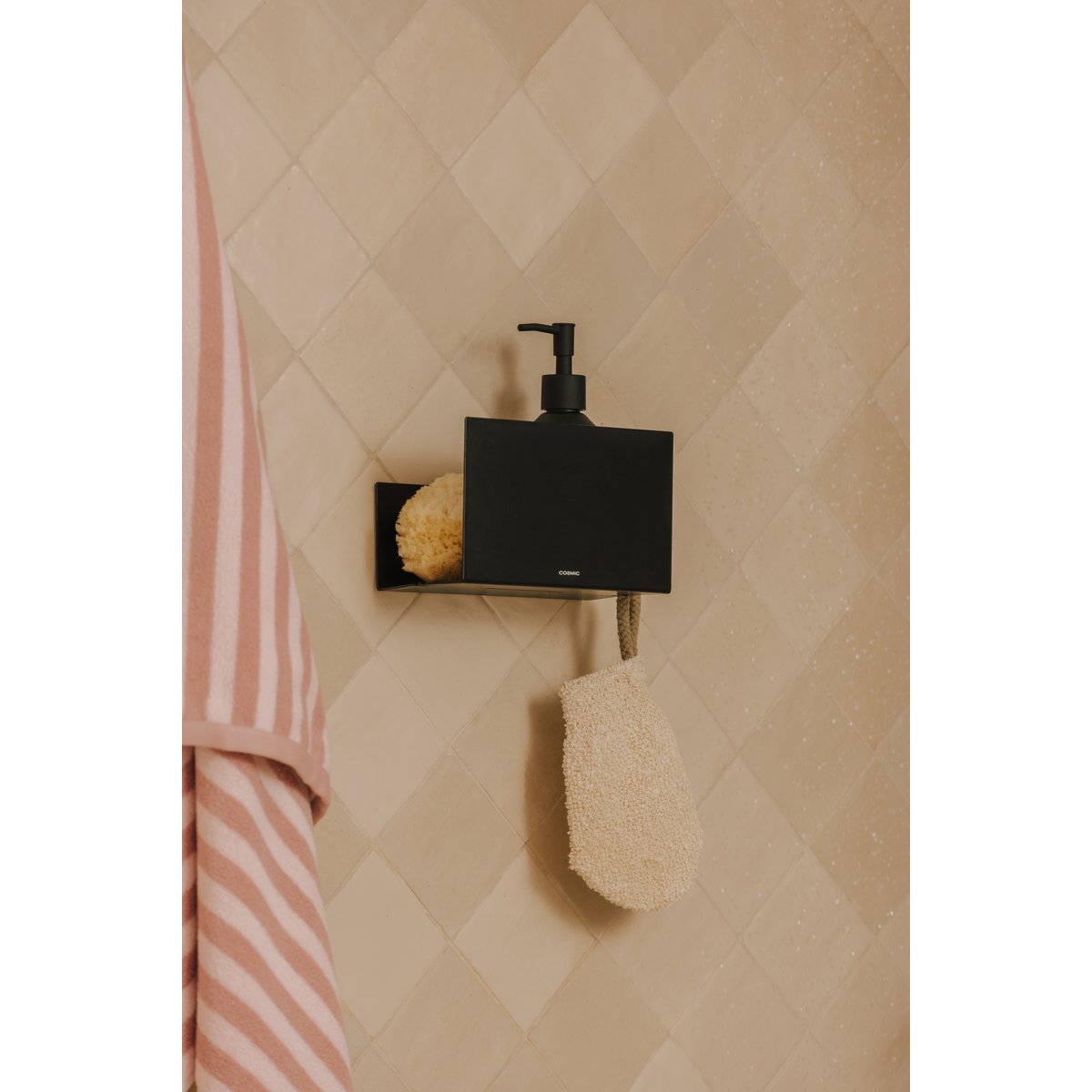 Porte-savon De Douche avec vis ou adhésif NOOK noir mat, COSMIC