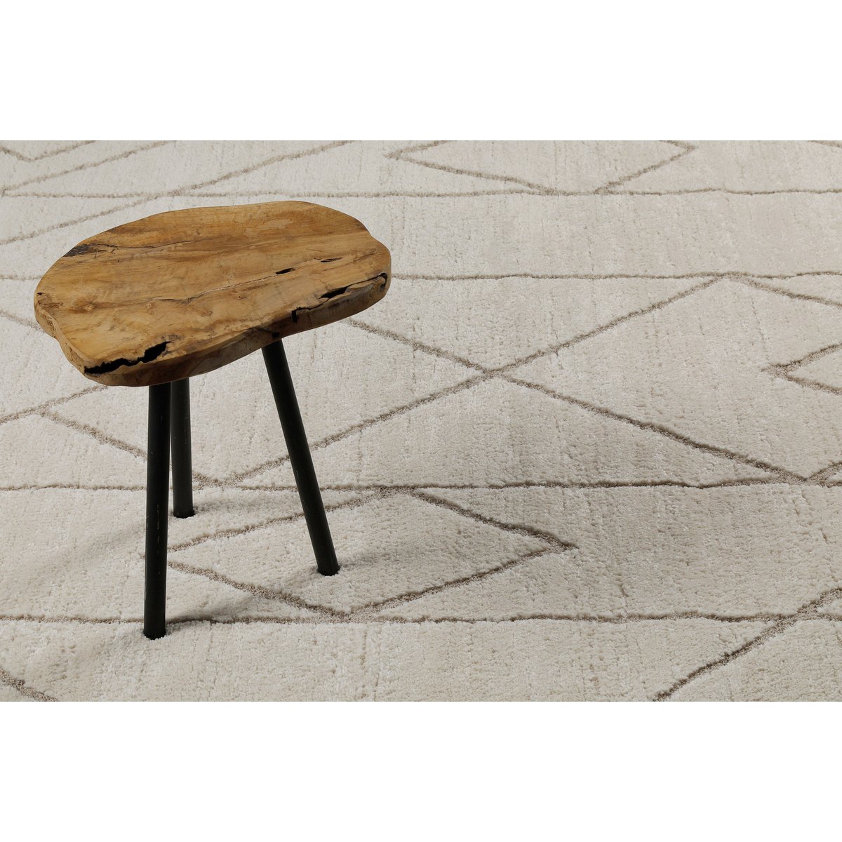 Tapis design à rayures à relief , Pelle beige crème, WECON HOME