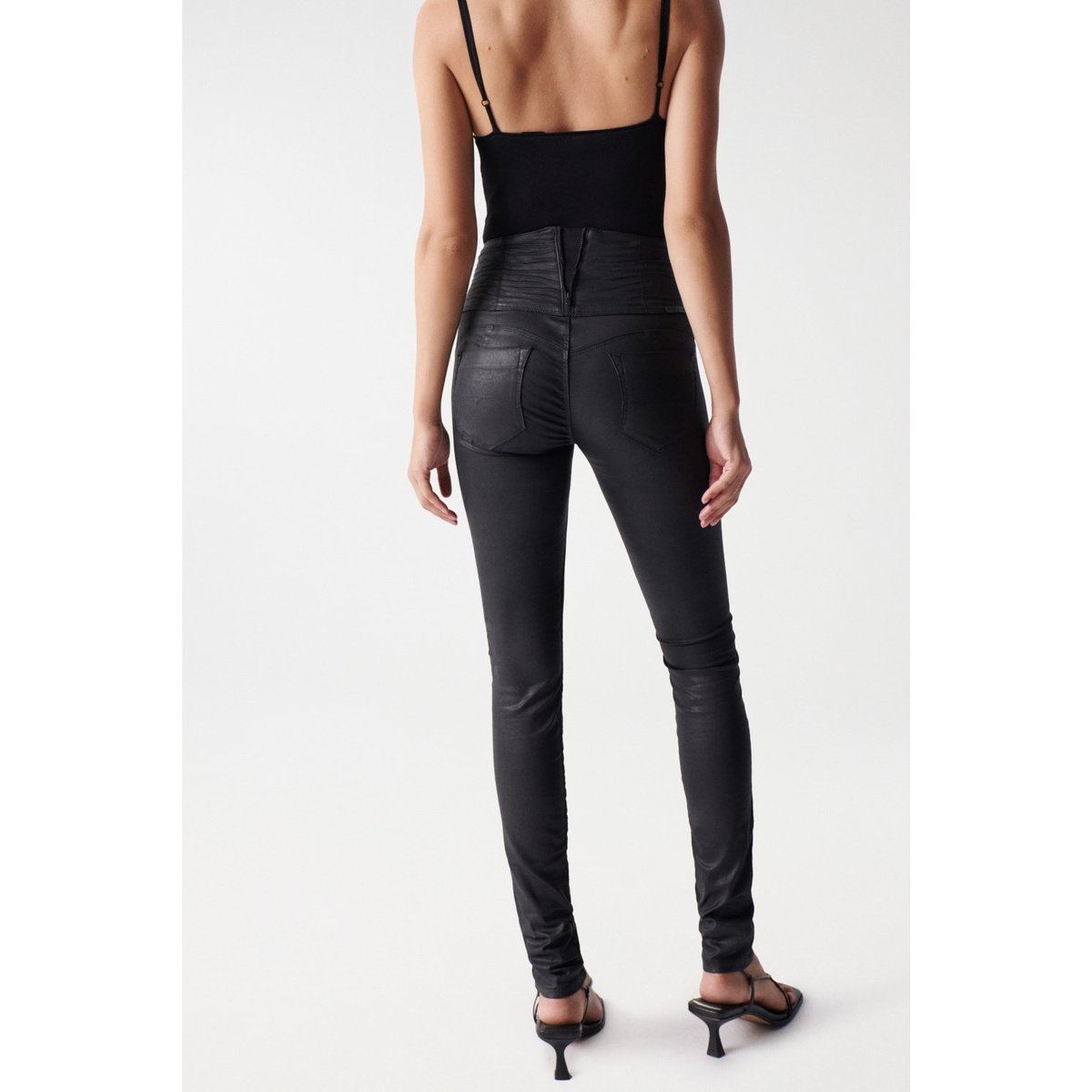 JEAN DIVA PUSH IN SKINNY noir, SALSA JEANS