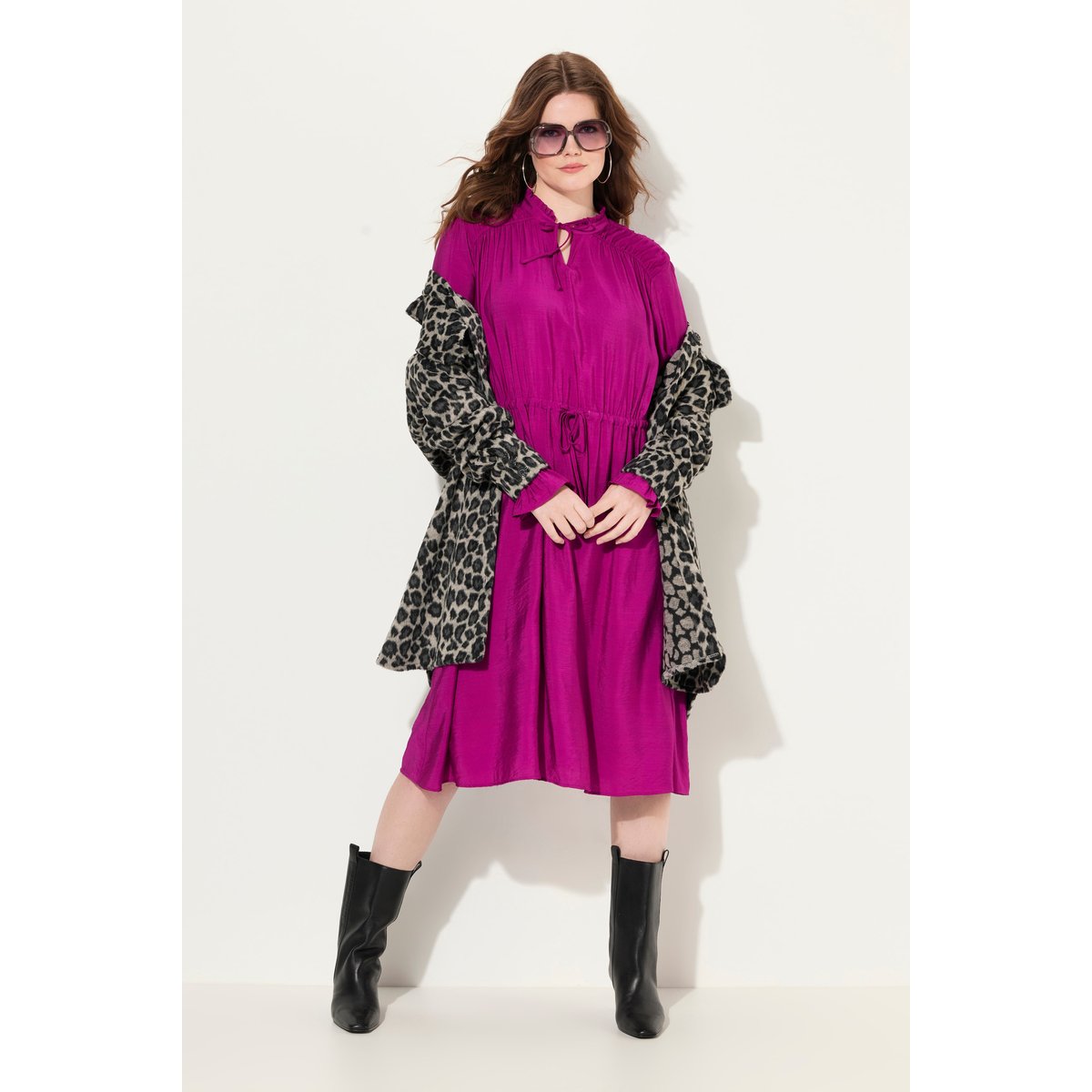 Robe coupe trapèze, col montant avec ruchés baie, ULLA POPKEN
