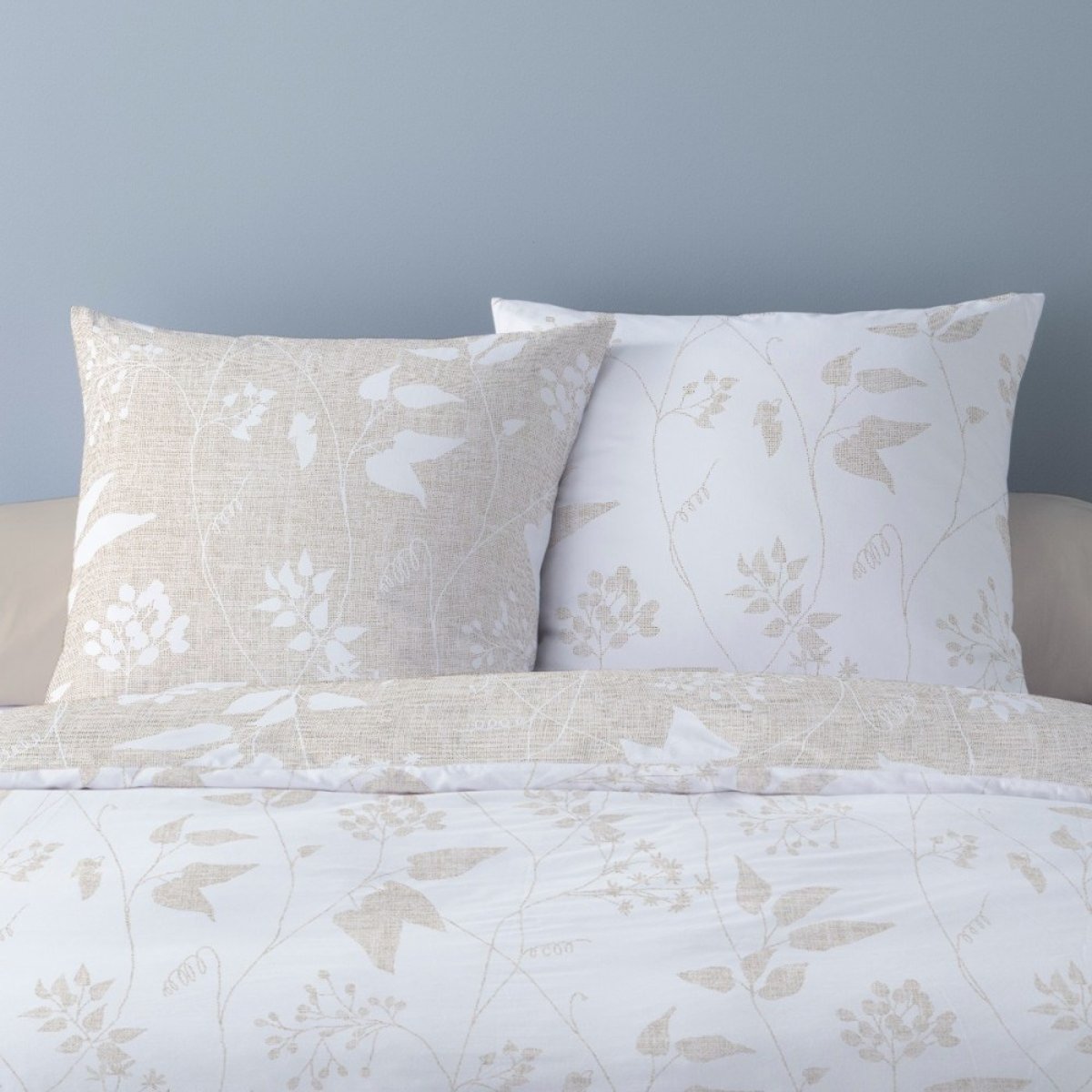 Housse de couette 240x220 AZALEA + 2 taies Percale de coton beige, DECORATIE