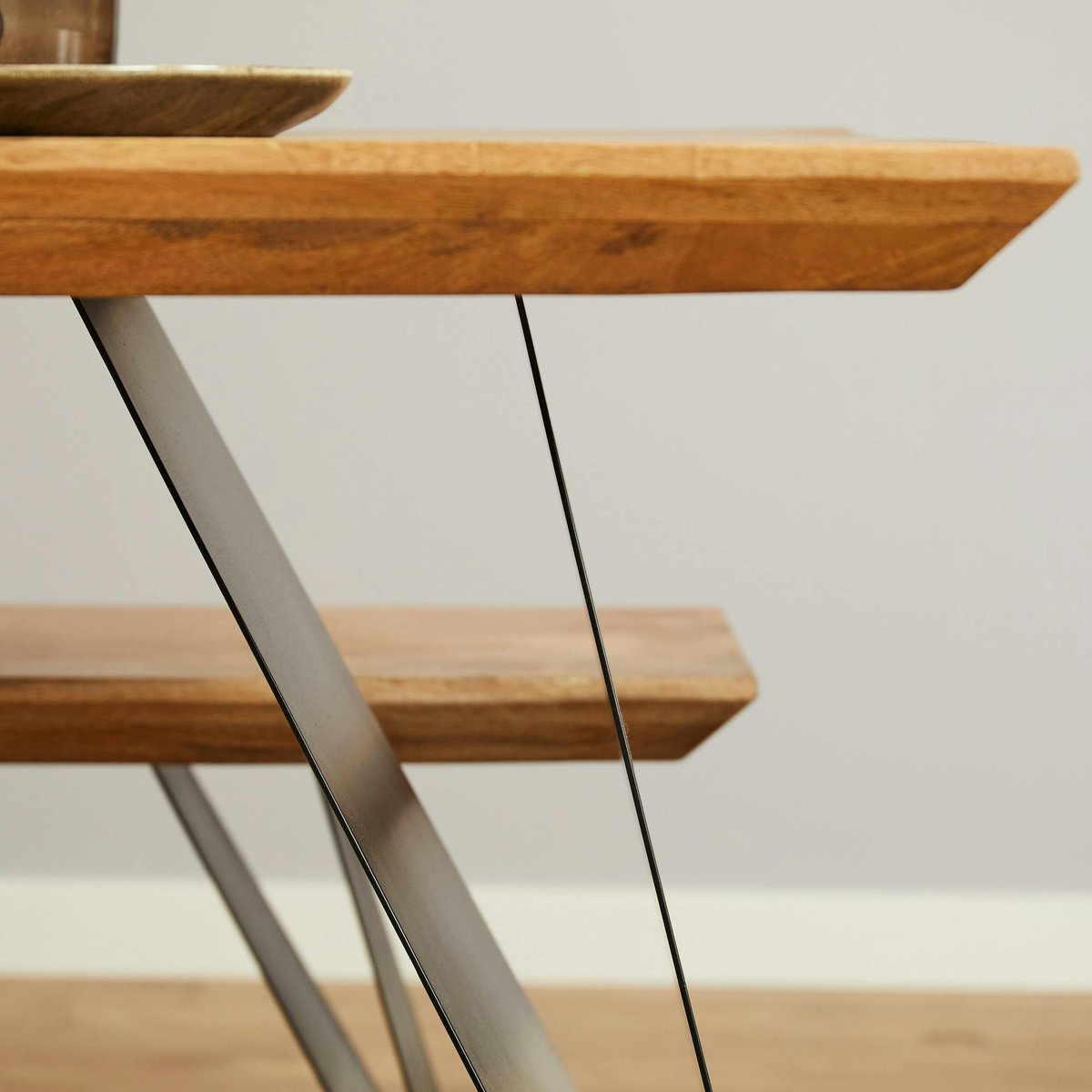 Table à manger bois et métal à pieds obliques 200 cm ALMA bois naturel, PIER IMPORT