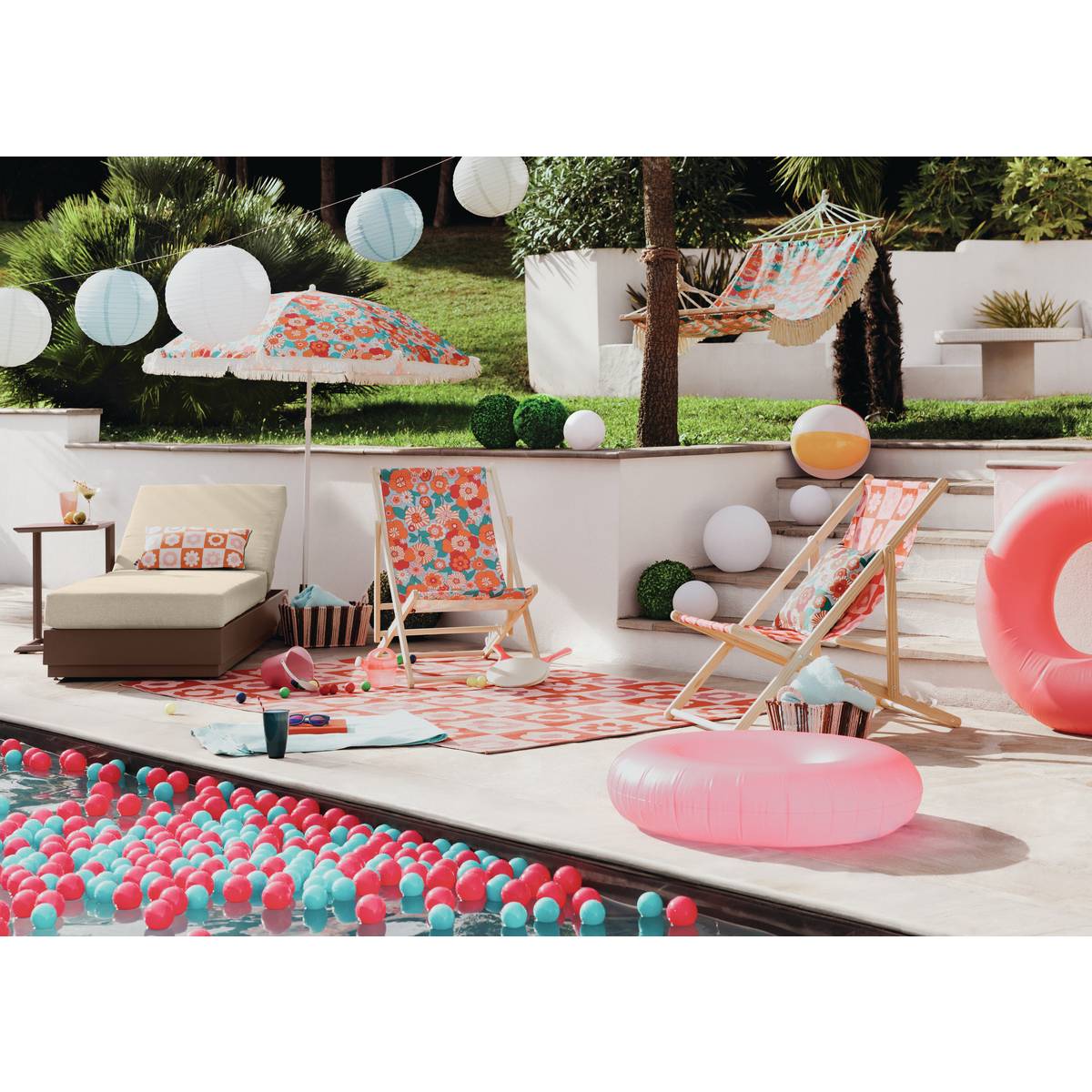 Tapis d'extérieur motif fleurs 160x230cm CHA CHA POP rose, ATMOSPHERA