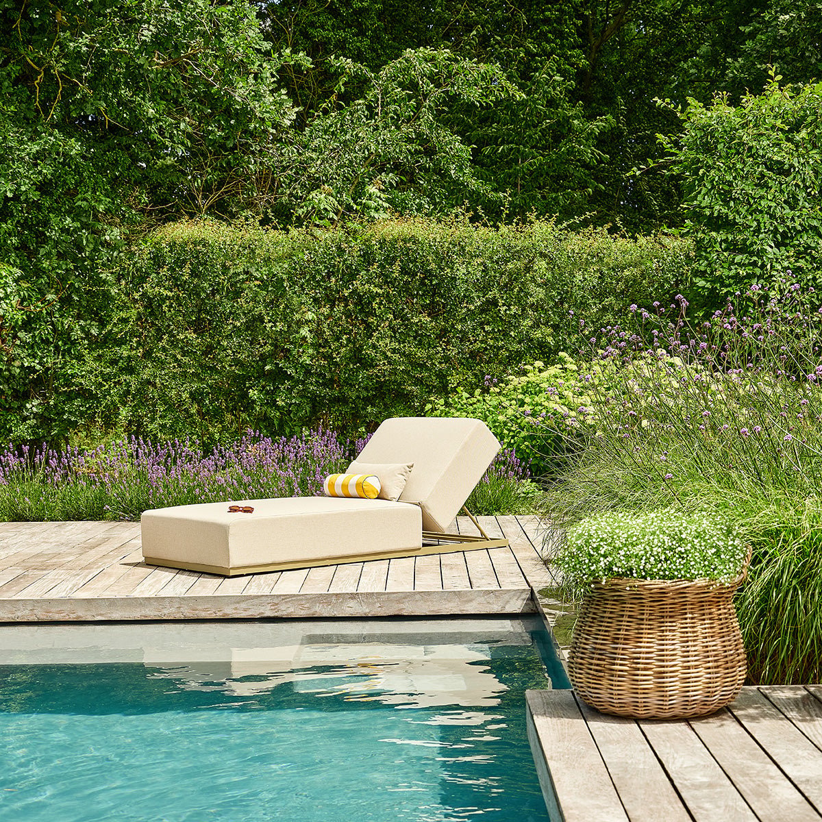 Bain de soleil en aluminium kaki LIVO beige_chine, BERAH GETAH