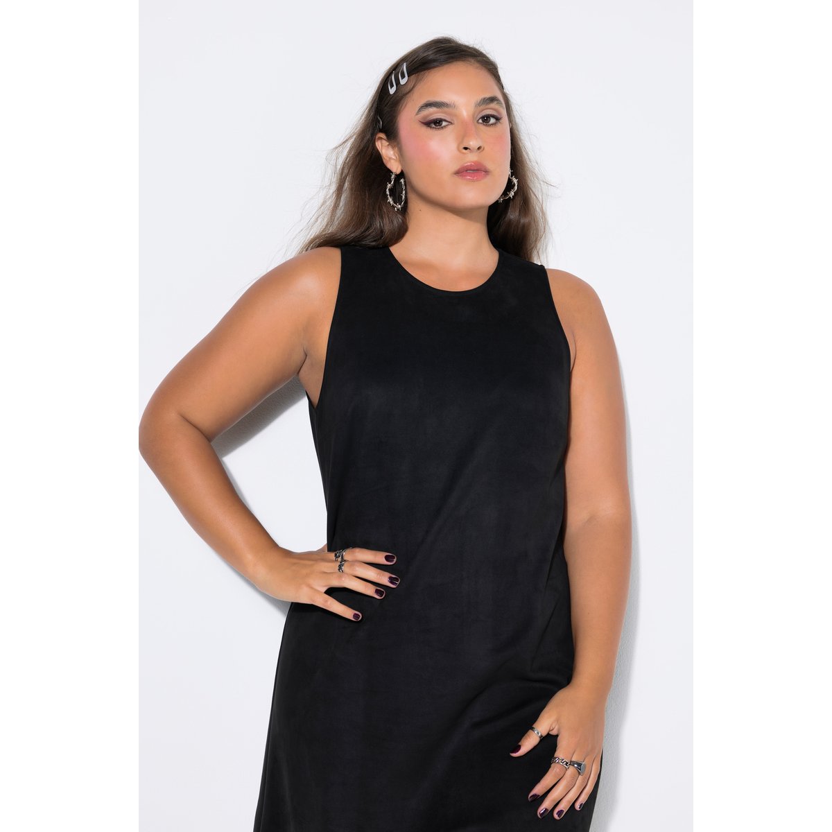 Robe en daim, coupe ample, col rond noir, STUDIO UNTOLD