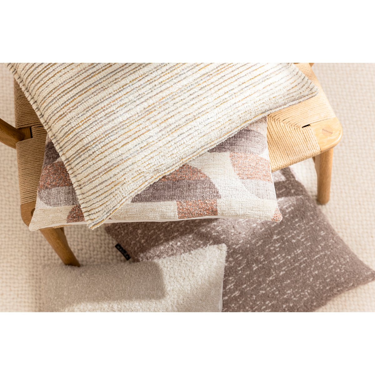 Housse de coussin jacquard chenille MADDOX tons de taupe, cuivre et beige, MAGMA HEIMTEX