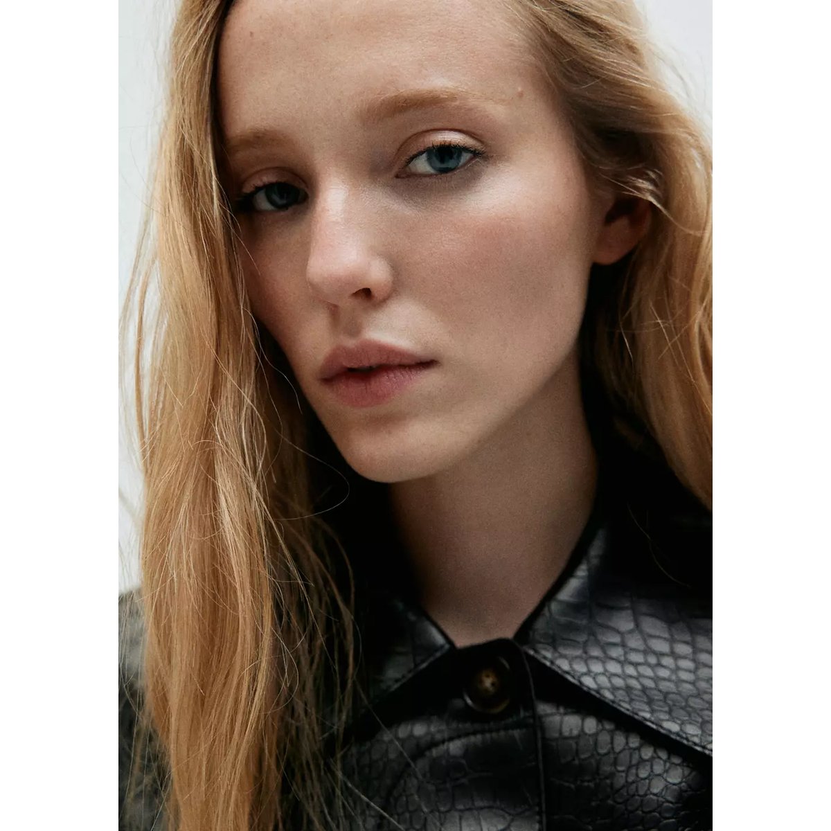 Veste effet peau de croco noir, MANGO