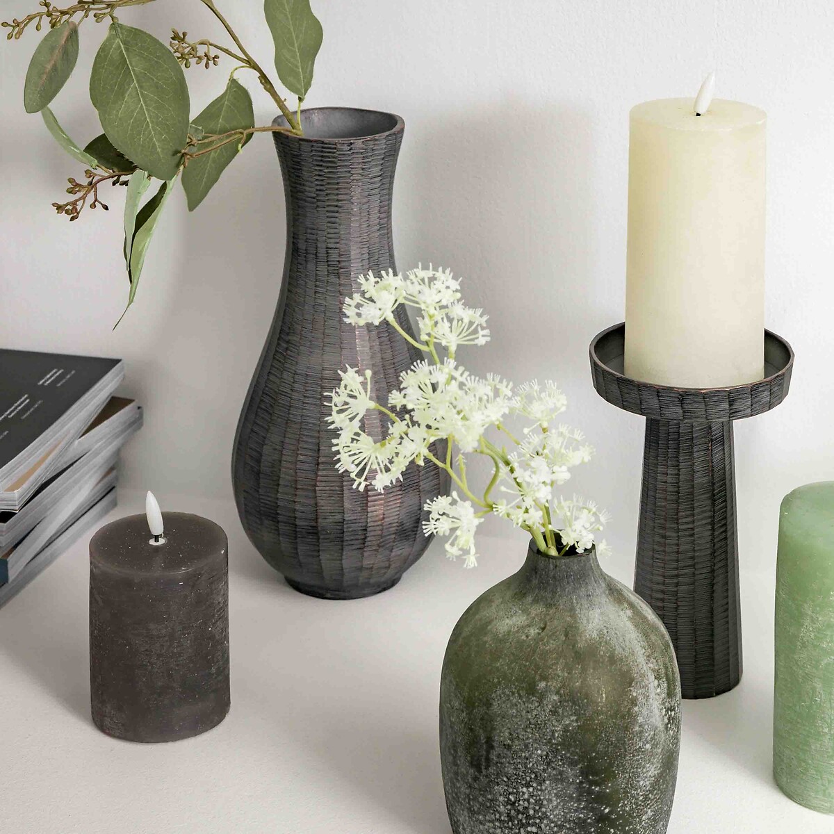 Small Pillar Candlestick in Antique Grey grey, ÉDITÉ