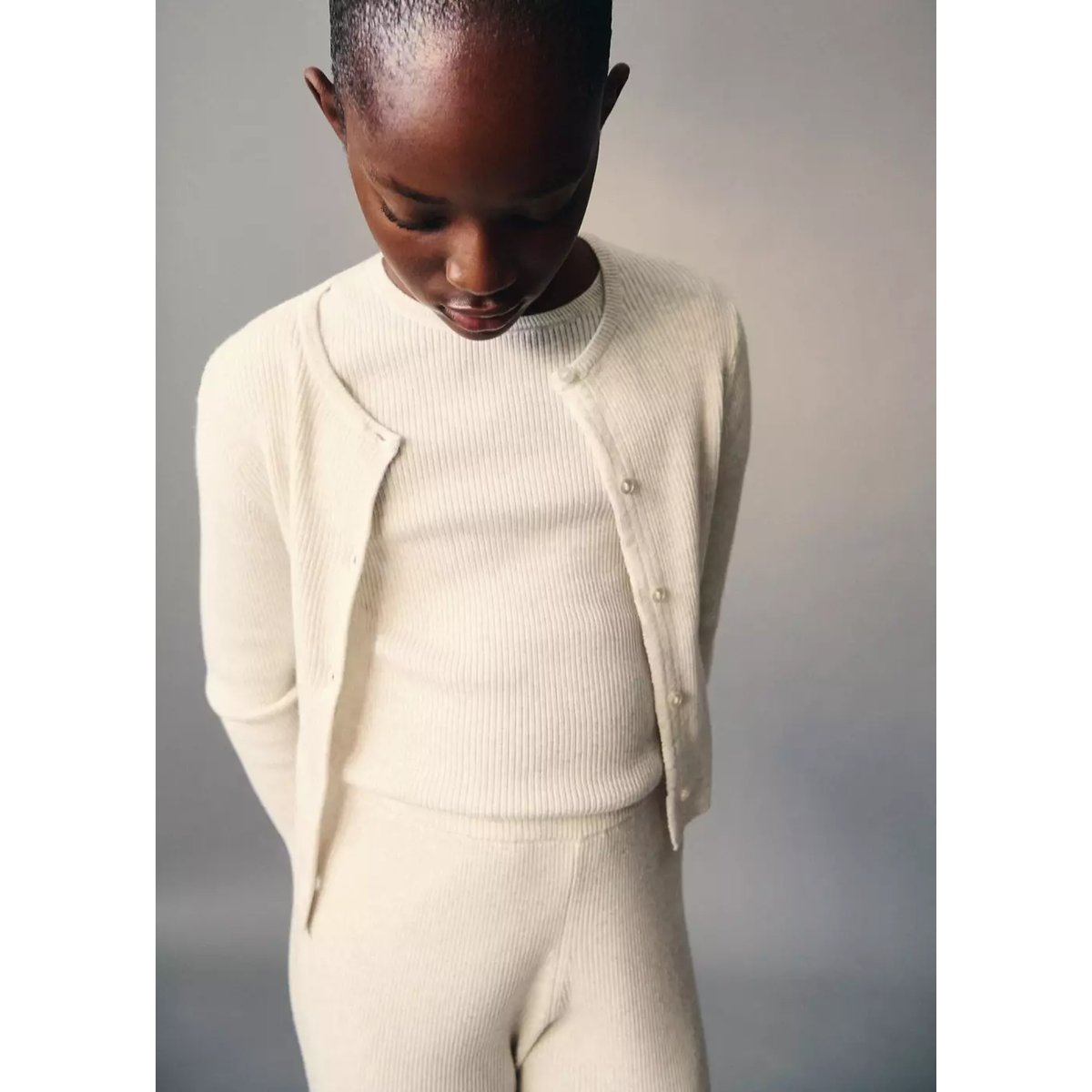 Cardigan en maille fine de coton beige, MANGO KIDS