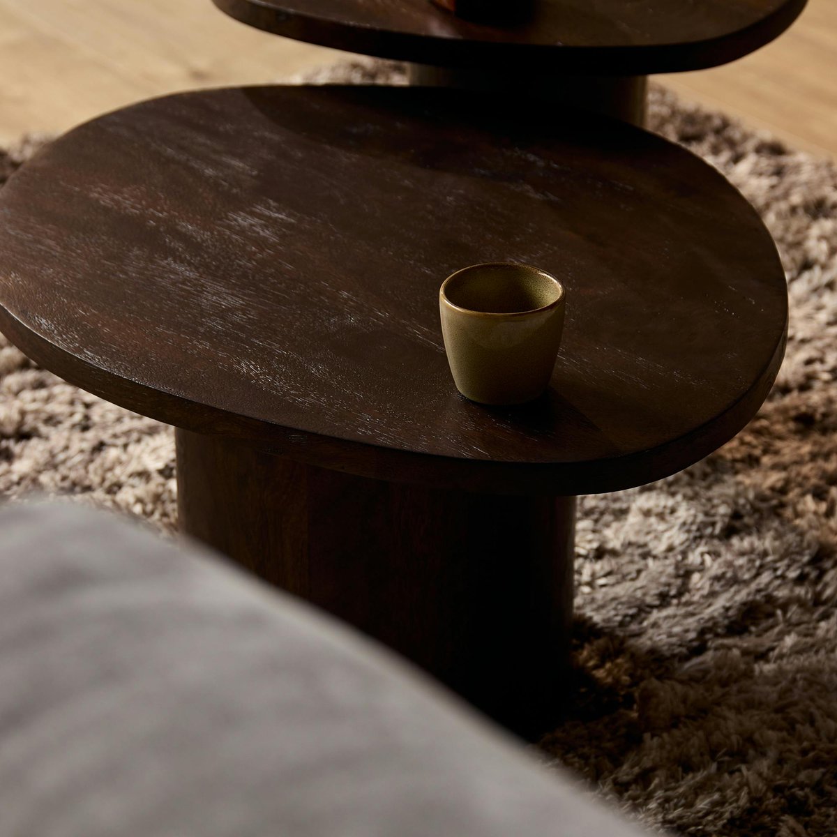 Table basse design organique en bois foncé (lot de 2) ALMA marron, PIER IMPORT