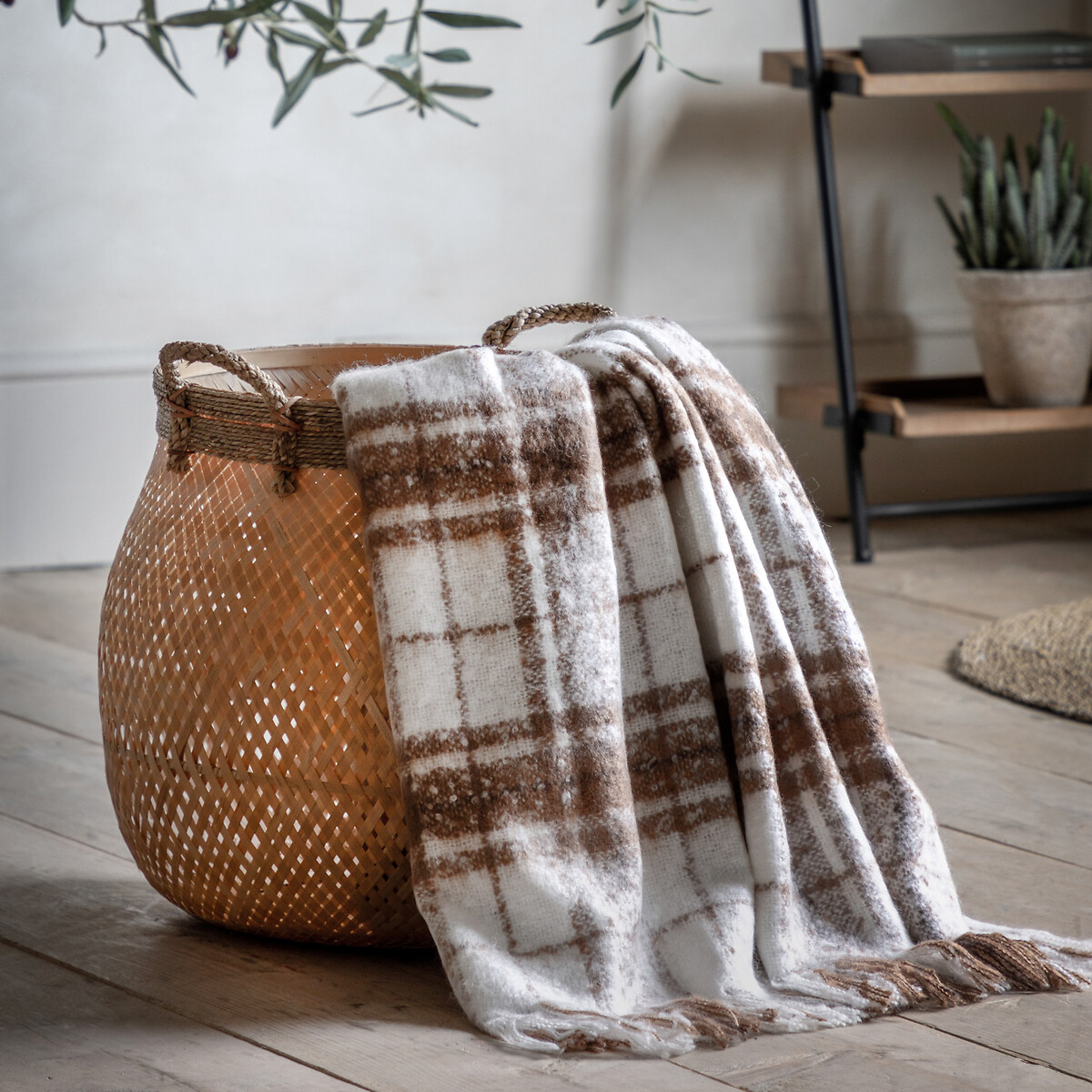 Check Faux Mohair Throw tan, ÉDITÉ