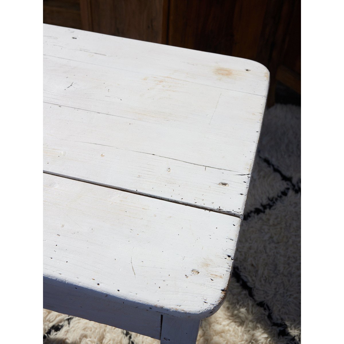 Grand bureau en bois blanc Edouard N°1074 - Bon état blanc, DEBONGOUT
