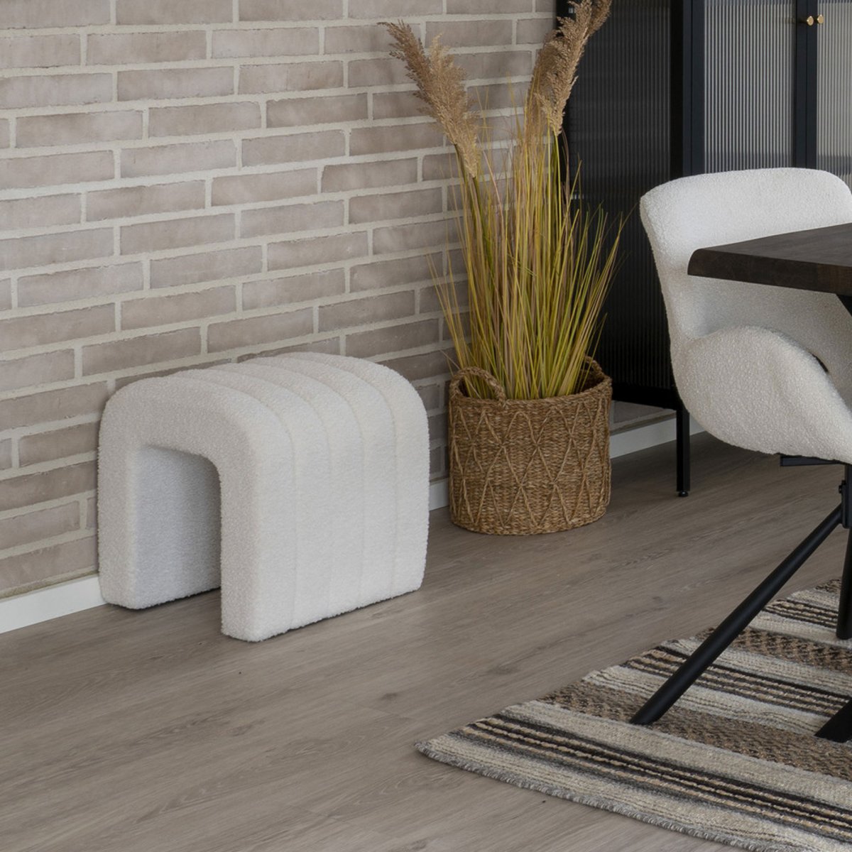 Pouf en tissu bouclette- COLMA écru, HOUSE NORDIC