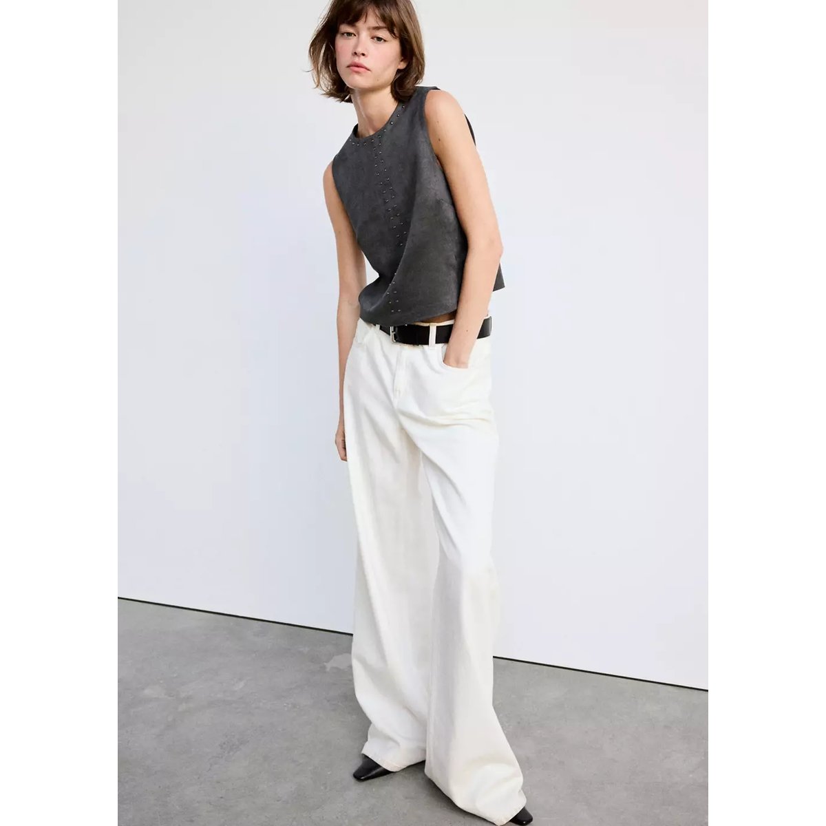 Top droit à clous gris, MANGO