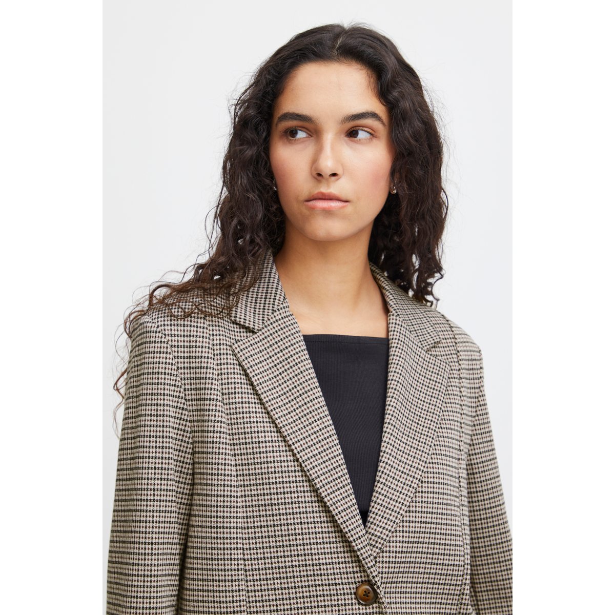 Blazer nomad, ICHI
