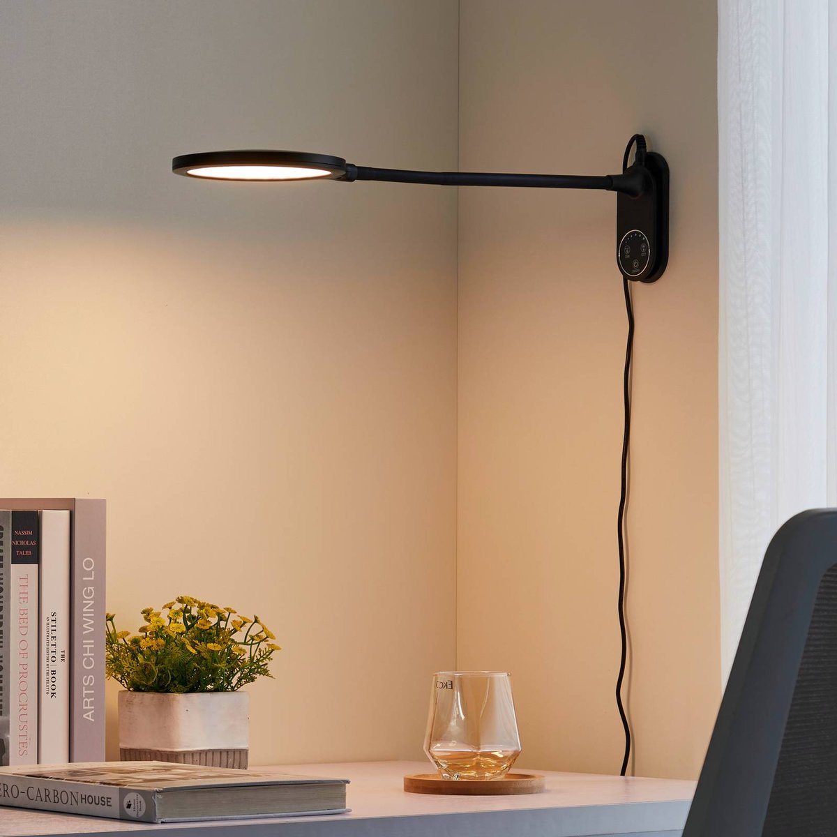 Lampe à poser moderneLED, Valtaria noir, LINDBY
