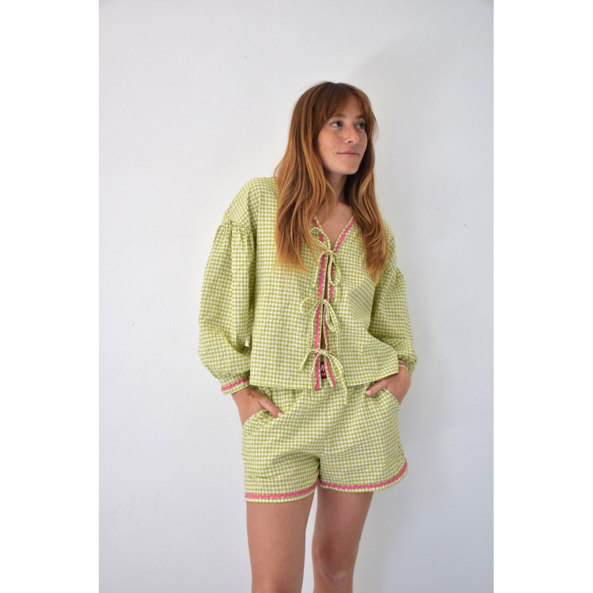 Blouse vichy à nœuds MARTA vert / rose, MINDTRAVELER