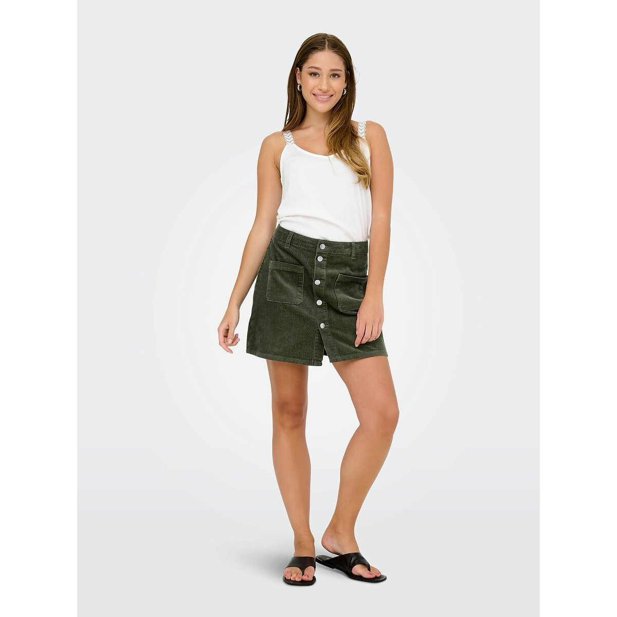 Jupe courte boutonnée en velours vert kaki, JDY