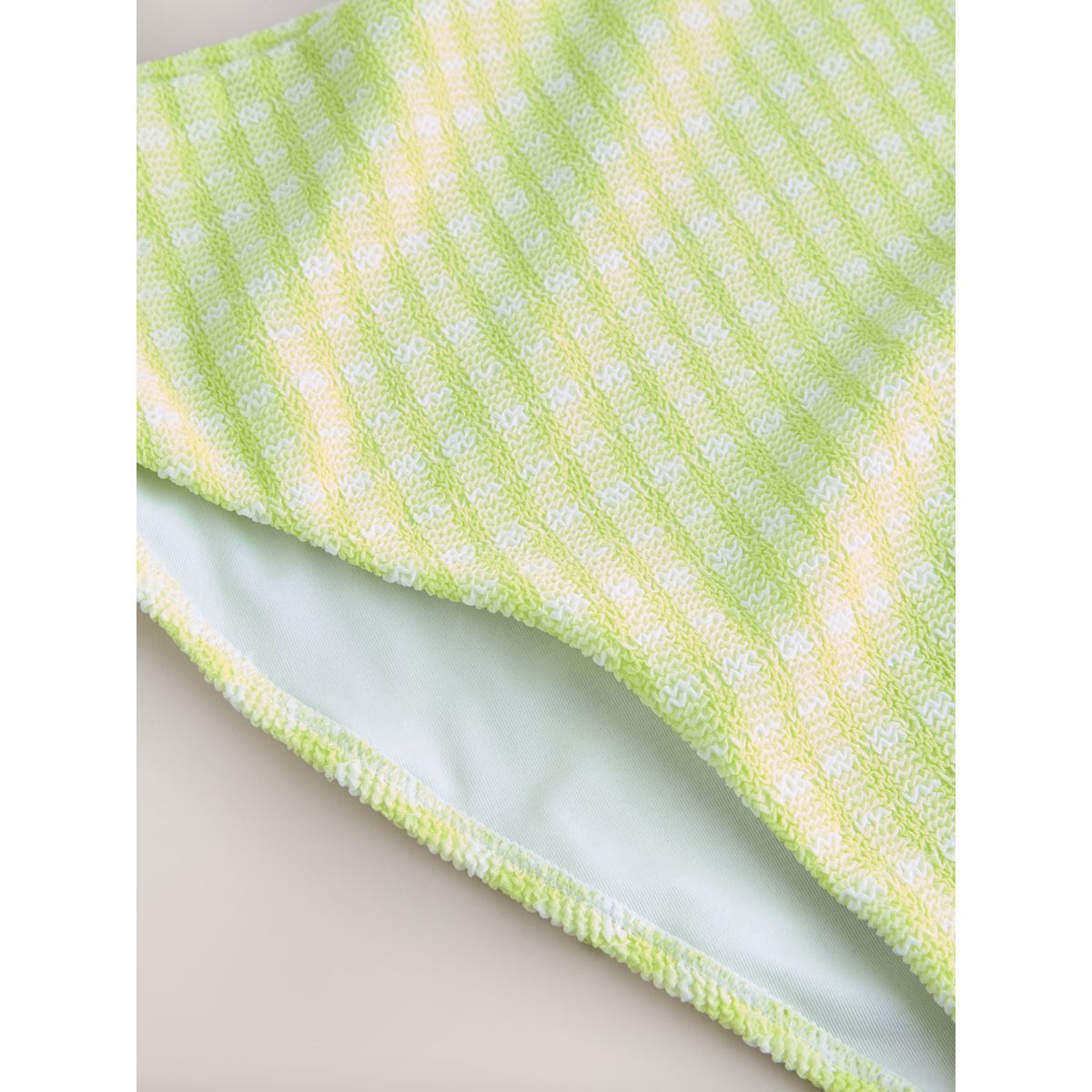 Bas de bikini échancré taille haute vichy vert citron froissé, NEXT