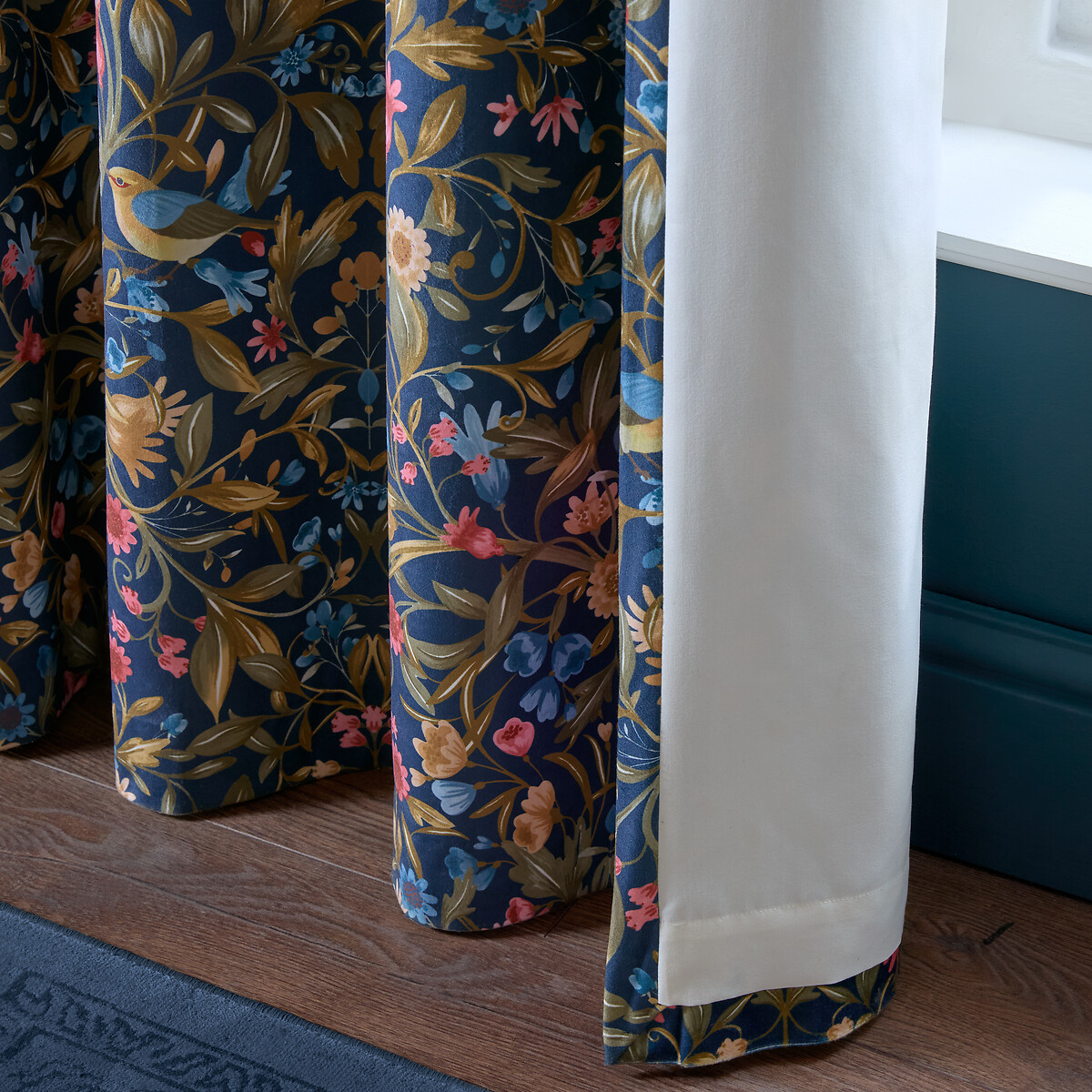 Hedgerow Hopper Lined Eyelet Curtains navy, CATHERINE LANSFIELD