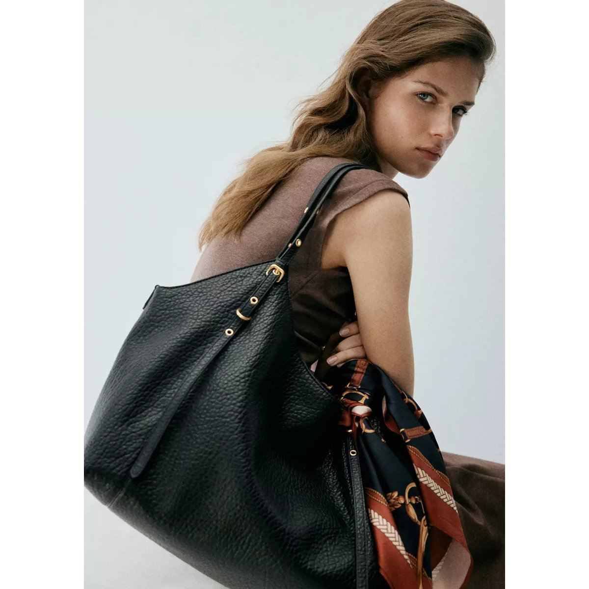 Sac seau boucles noir, MANGO
