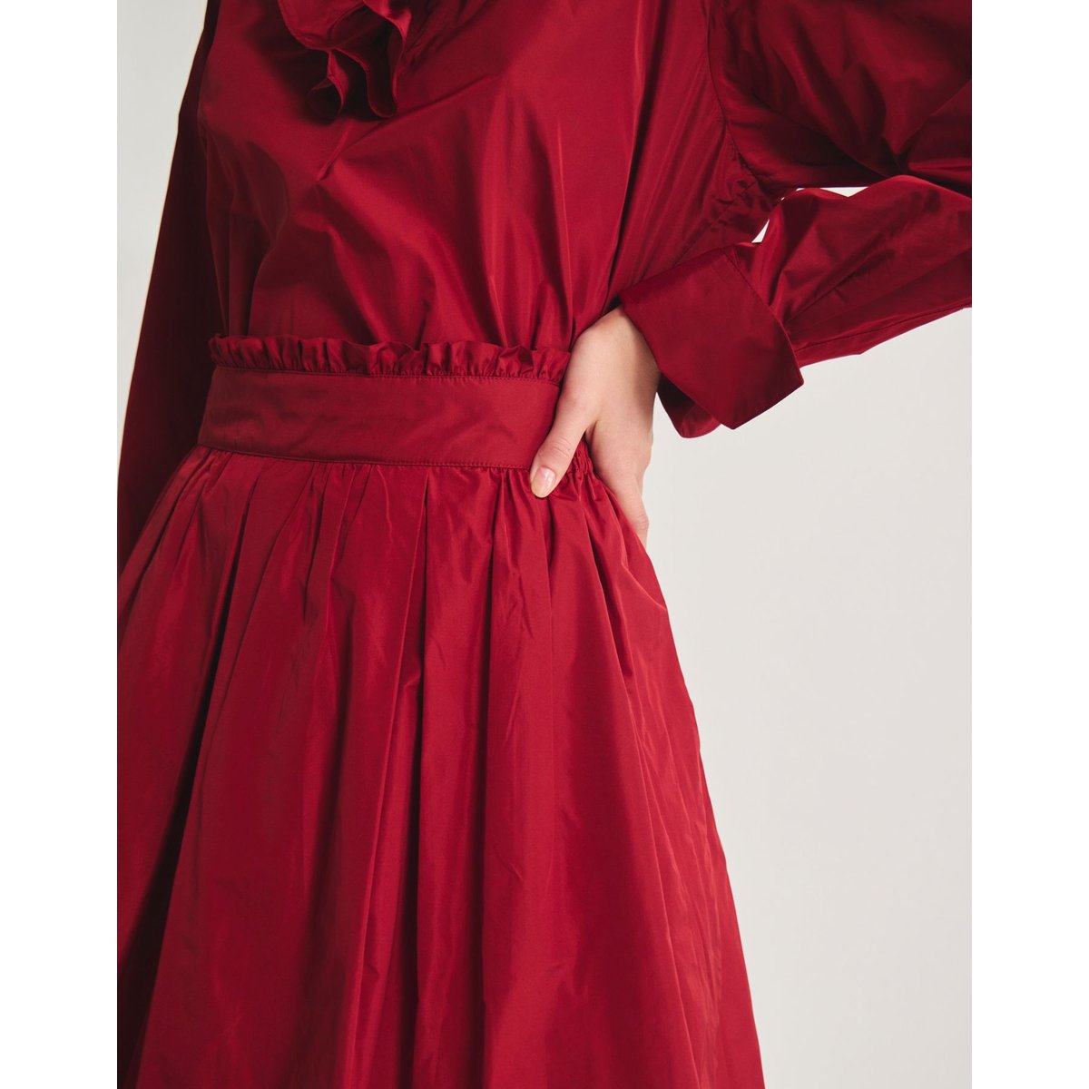 Jupe longue Héloïse en taffetas rouge, INES DE LA FRESSANGE PARIS