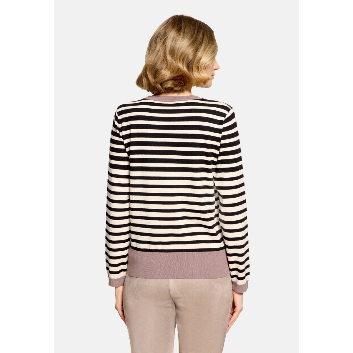 Pull-over en fine maille à encolure ronde patch black/taupe, BETTY BARCLAY