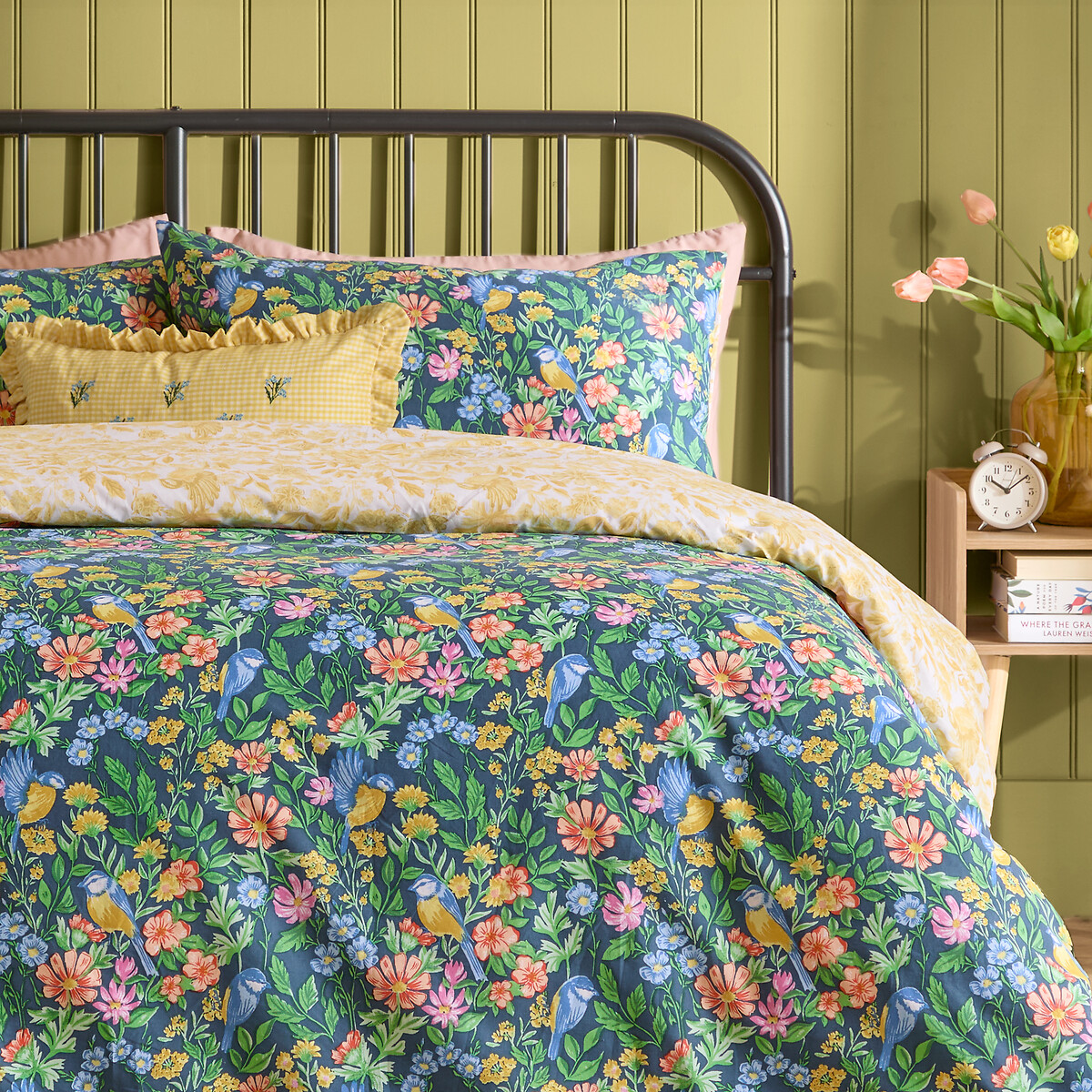 Emerie Floral Reversible Duvet Cover and Pillowcase Set navy, FURN.