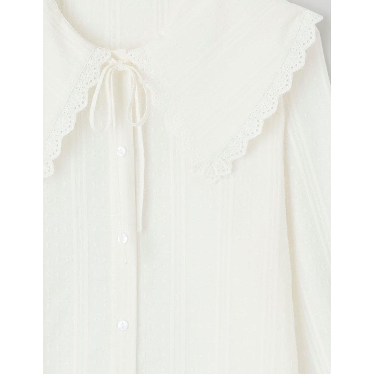 Chemise à col large blanc écru, BZB