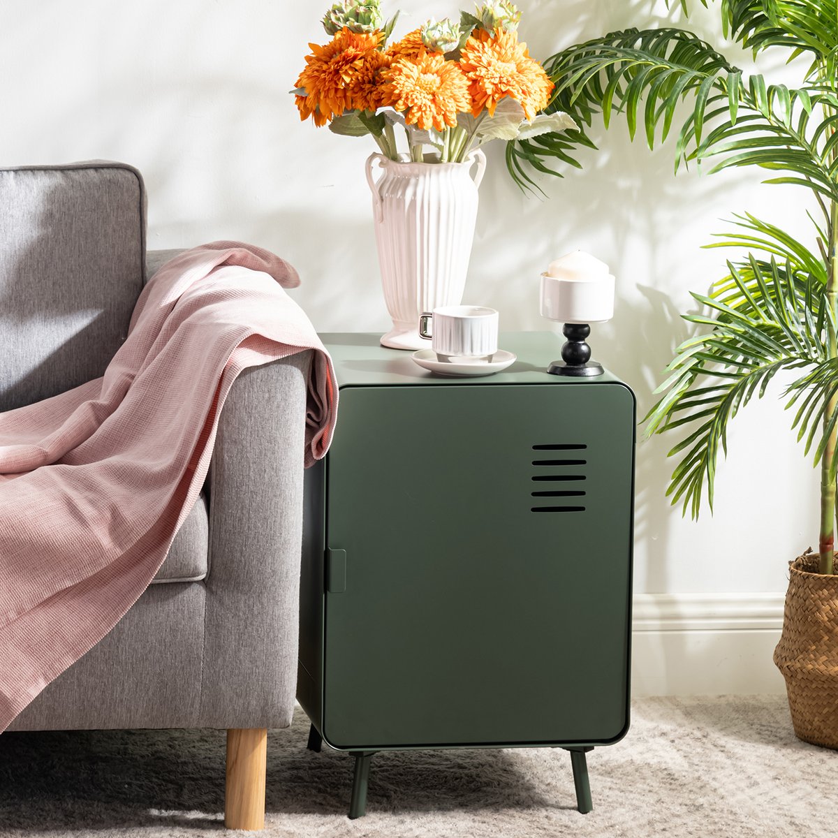 Table de chevet en métal, WALNUTNIGHT vert foncé, MEUBLES COSY
