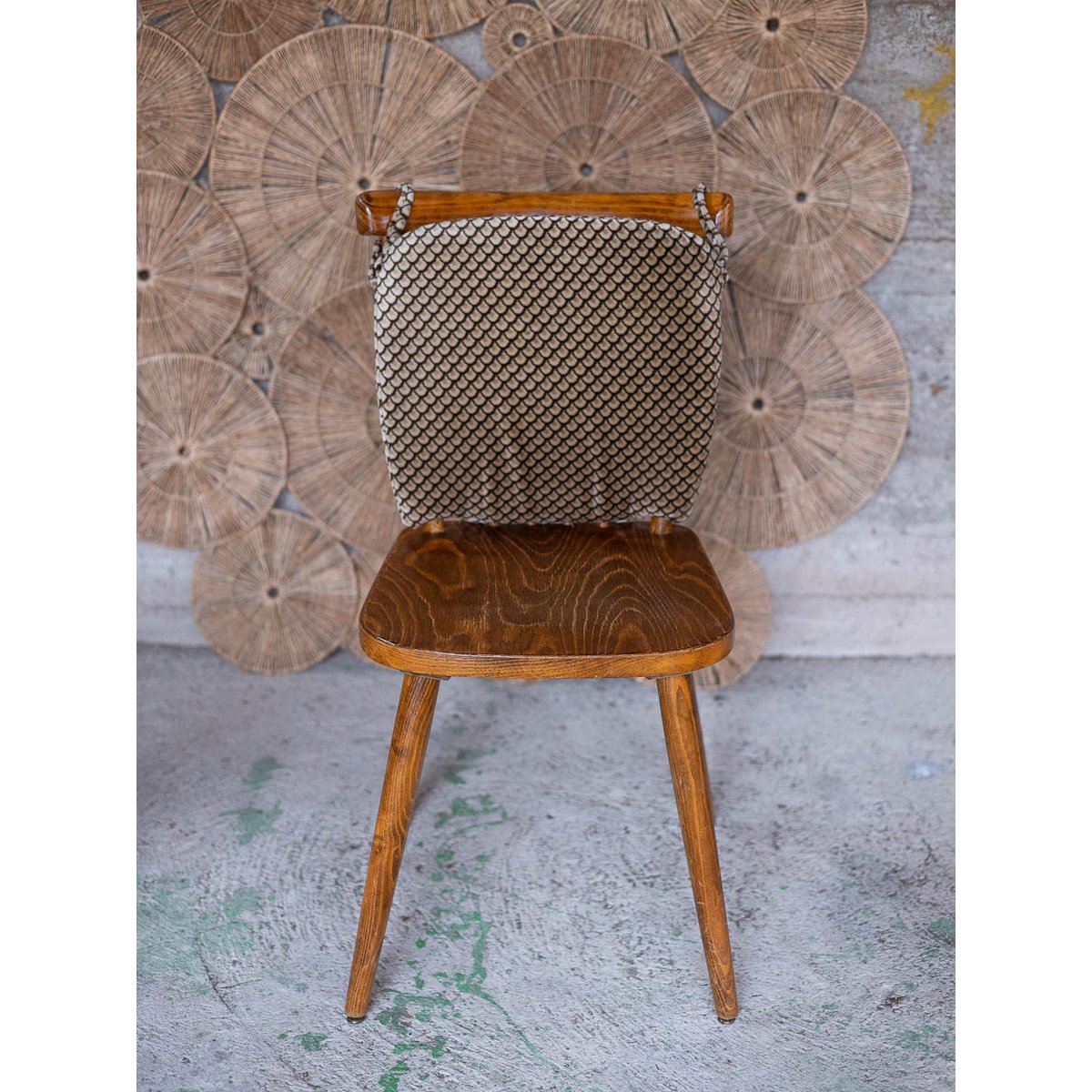 Chaise scandinave vintage Alma N°2048 - Bon état bois clair, DEBONGOUT
