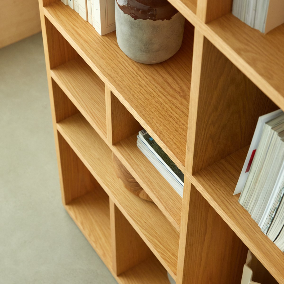 Bibliothèque en Chêne massif, EYOTA naturel, TIKAMOON