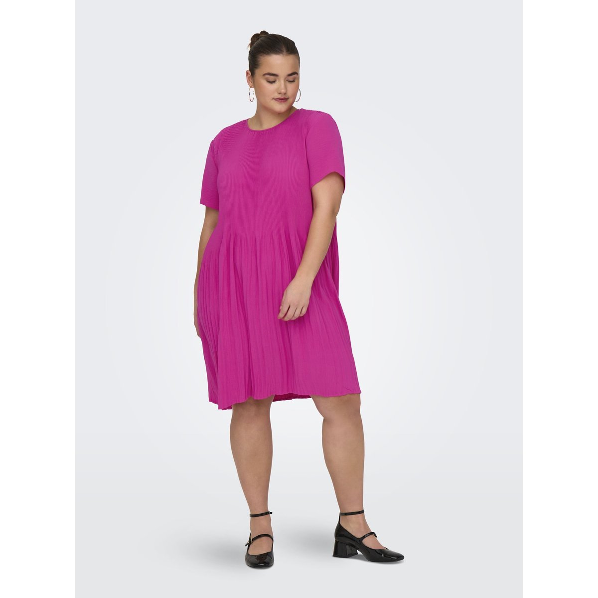 Robe Plissée beetroot purple, ONLY CARMAKOMA
