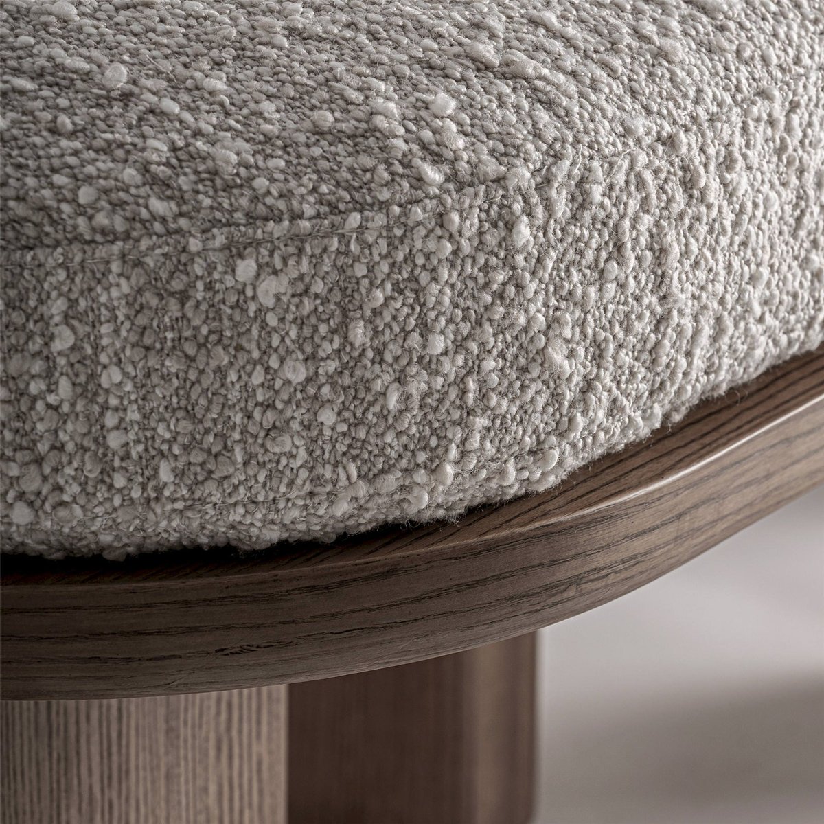 Banc de lit contemporain en bois beige grège, marron bois et doré, RECOLLECTION