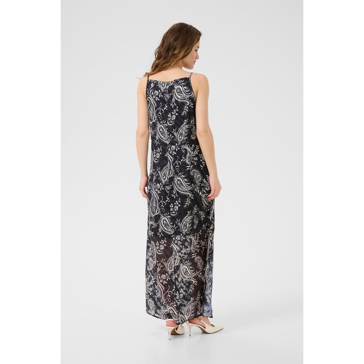 Robe noir black/turtledove paisley, KAFFE