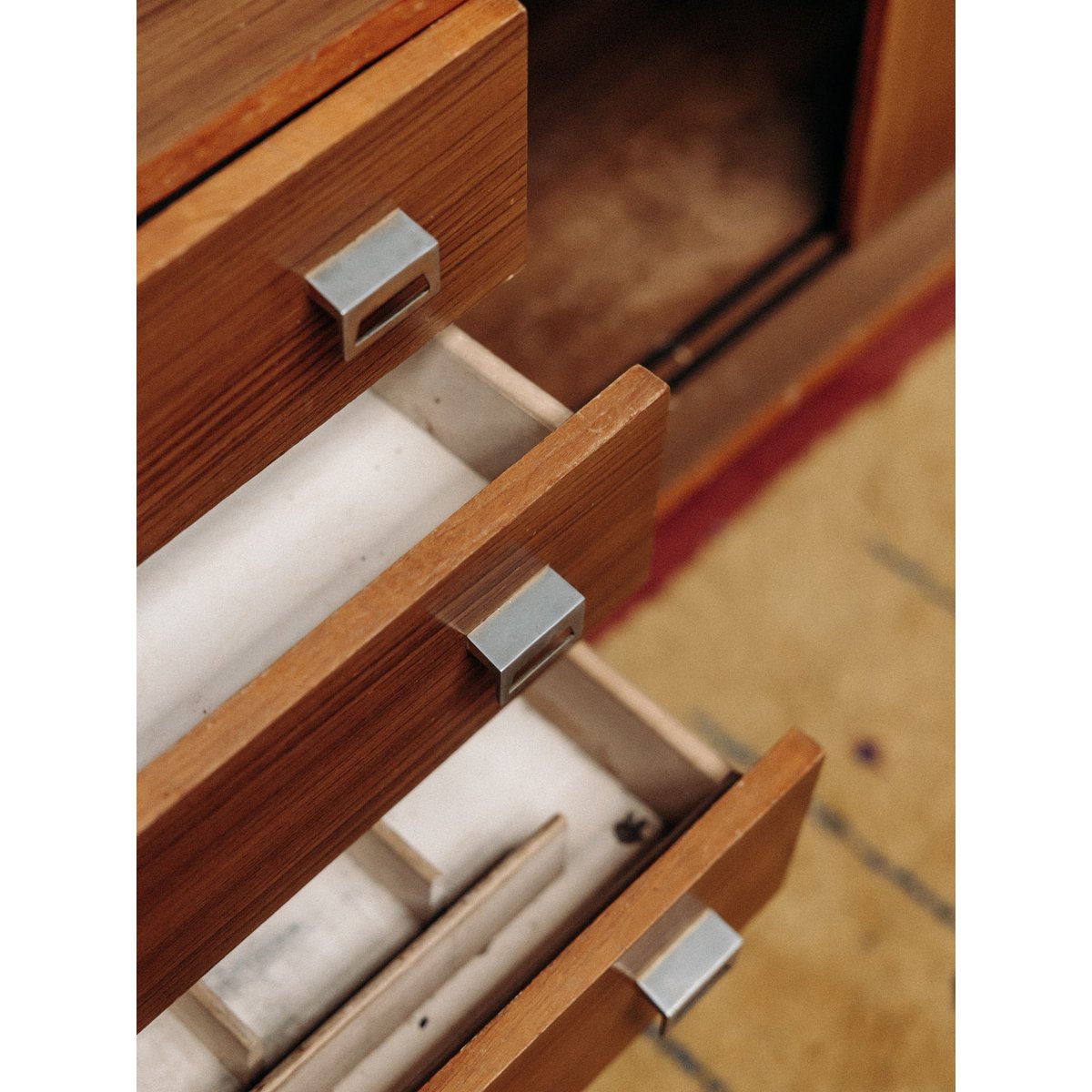 Enfilade en bois Margaret N°62 - Bon état bois, DEBONGOUT