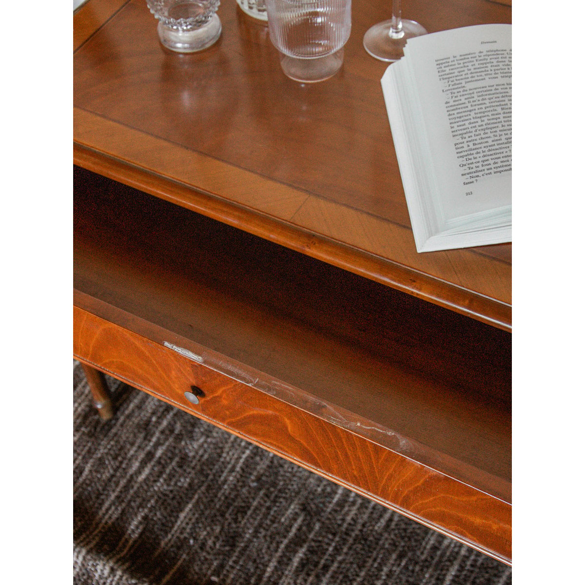Table d'appoint en bois Francine N°363 - Bon état bois, DEBONGOUT