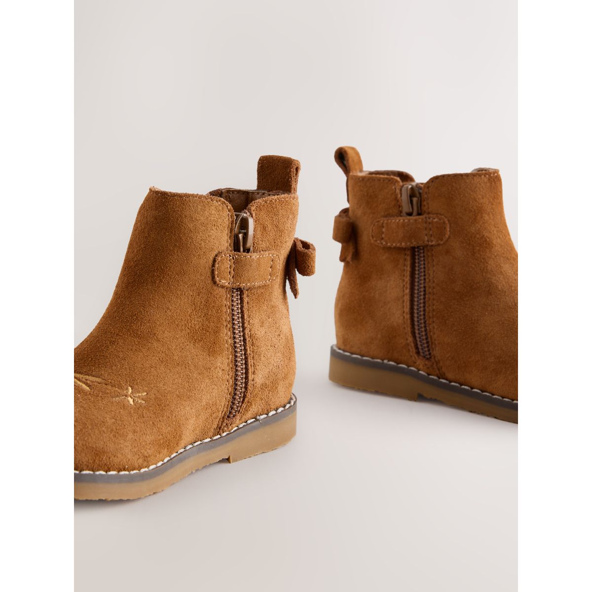 Bottines chelsea à nœud tan brown suede, NEXT