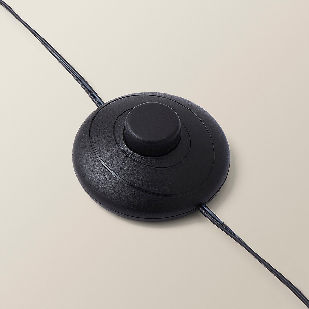 Inez Revolving LED Floor Lamp in Matte Black black, SO'HOME
